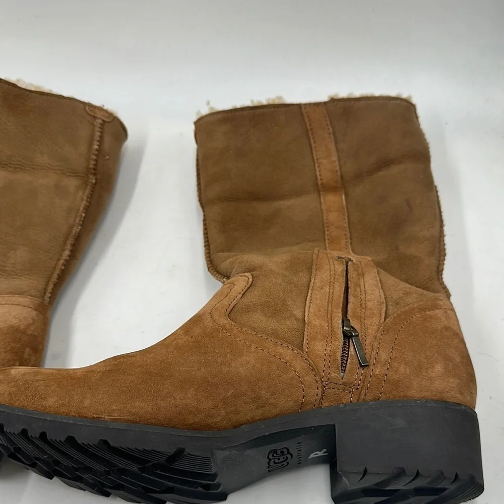 UGG Australia Bellevue Leather Sheepskin Lined Boots Women's Size 9 Buckle
